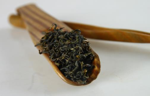 紅茶、綠茶到底喝哪種茶最養(yǎng)胃？天天喝茶水，你未必喝對