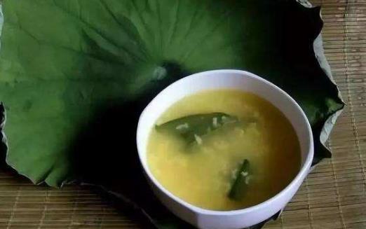 難熬的高溫天氣 降暑時(shí)該出汗時(shí)就出汗