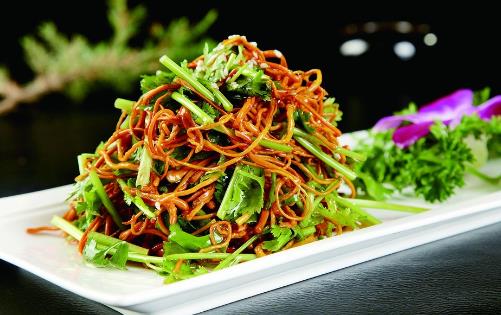 它的“香味”圈粉無數(shù)，又讓人嗤之以鼻，殊不知，吃了它