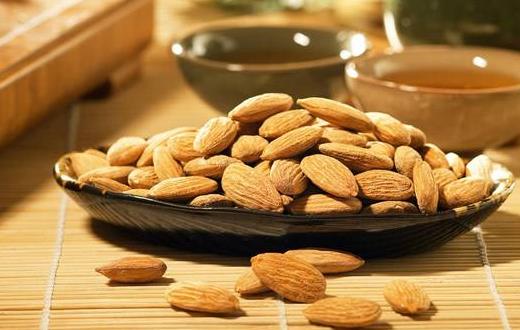 食用堅果降低心臟衰竭風(fēng)險 重口味的堅果要留意