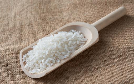 大米放冰箱容易被污染？假！但有些食物寧愿扔了，也不能