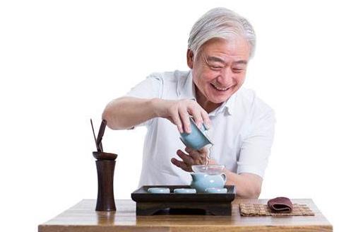 老年人喝茶的有一些注意事項 適合老人喝的茶