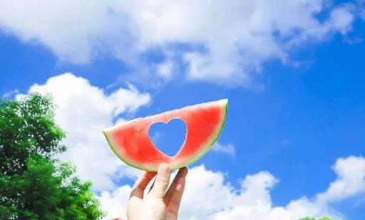 漫長(zhǎng)的夏日影響身體健康 夏日吃苦勝似進(jìn)補(bǔ)