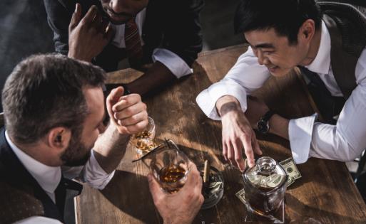 大家都知道喝酒對身體很不好，特別是酒喝多了傷肝，一旦