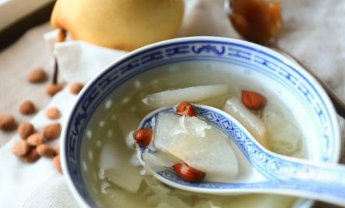 立秋養(yǎng)肺是重點(diǎn) 學(xué)會(huì)這3個(gè)方法 肺部越來(lái)越健康