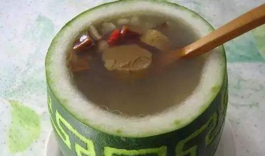 減肥就是運動和飲食相關(guān)結(jié)合 五款減肥食譜助于減肥