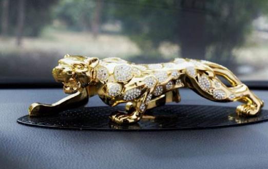 新手開車上路 養(yǎng)成開車的八個好習(xí)慣避開危險