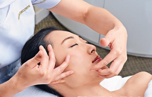 警惕！氣溫驟變，多人中招口眼歪斜、面部麻木……此季高