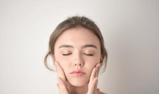 警惕！氣溫驟變，多人中招口眼歪斜、面部麻木……此季高