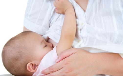 乳頭皸裂怎么辦？疼痛別硬扛！