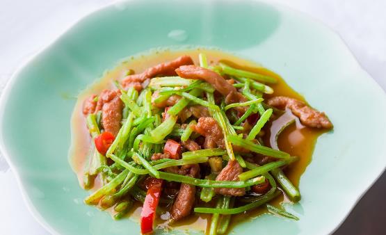孩子不愛(ài)吃飯？父母這樣做菜，孩子愛(ài)上吃飯