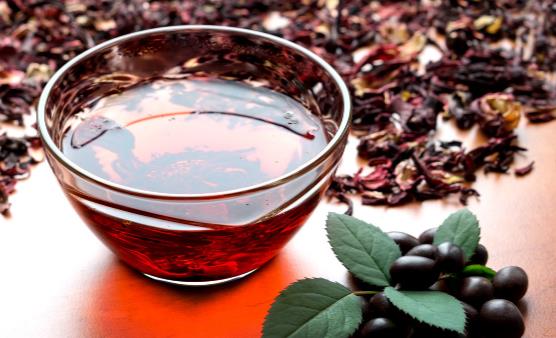 喝紅茶有哪些好處？十大功效助你養(yǎng)生保??！