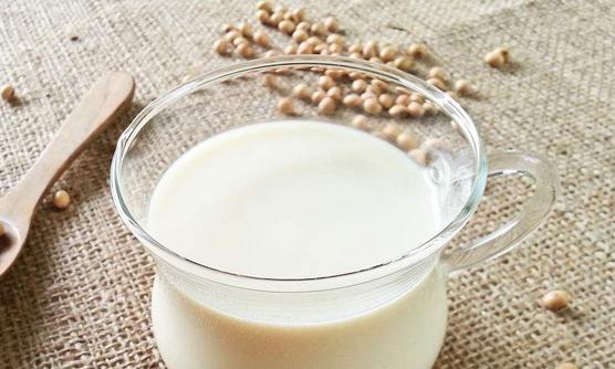 豆?jié){是健康飲品 過(guò)夜的豆?jié){不要喝