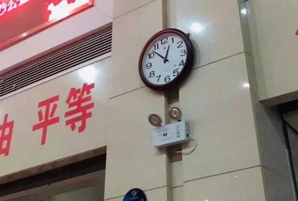 致敬！身處新型肺炎疫情一線醫(yī)護人員 武漢醫(yī)生的這條朋友圈刷屏