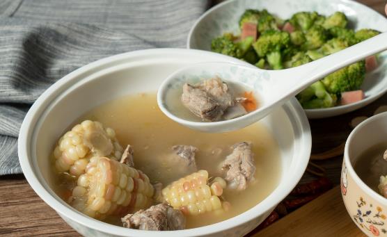 骨質(zhì)疏松的10個認知誤區(qū)，你中了沒？