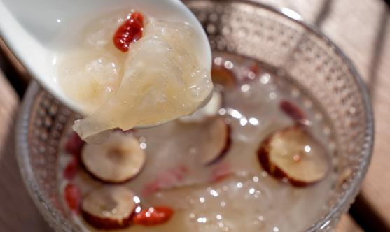 冬季飲食不當(dāng)導(dǎo)致上火 學(xué)會飲食調(diào)理來滅火
