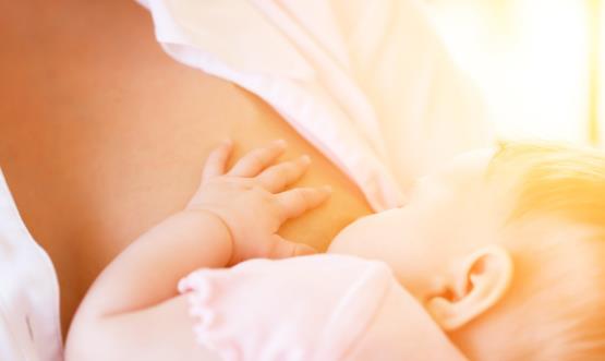 母乳分層是壞了嗎 儲存的母乳保質(zhì)期多久