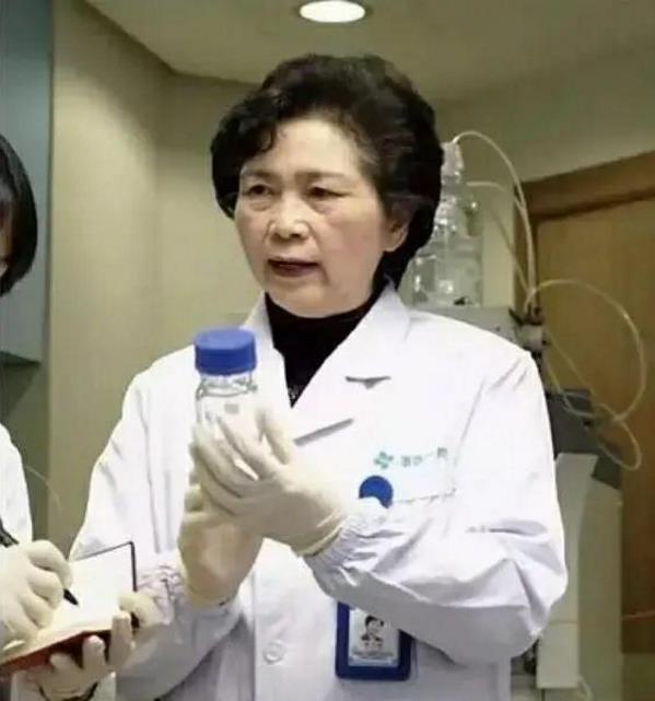 李蘭娟院士肺腑之言：教育孩子崇尚科學，尊重科學，少年強則國強