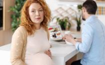 ?孕婦胃痛該怎么緩解 孕媽不要過于緊張多食粥類