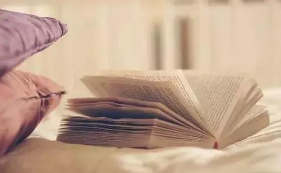 書(shū)籍臟了怎樣去除污漬
