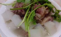 ?女性容易氣血不足手腳冰冷 推薦八種補(bǔ)氣血的食譜來調(diào)理