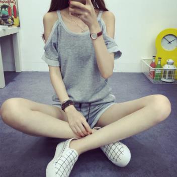 腋臭怎么辦？ 女性腋臭什么年齡消失？
