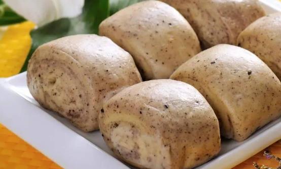 吃主食時(shí)容易犯的3 個(gè)錯(cuò)誤 糙米香腸豌豆煲仔飯絕對美味
