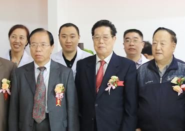 四川肛腸醫(yī)院把溫暖傳遞到每個(gè)患者心里 良心靠譜非黑醫(yī)院