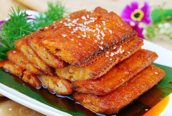 為什么帶魚(yú)不能人工養(yǎng)殖？帶魚(yú)是深海魚(yú)嗎？有什么營(yíng)養(yǎng)價(jià)值