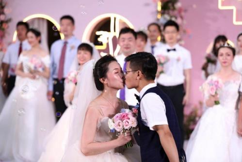 圣元優(yōu)博剖蓓舒捐助抗疫英雄集體婚禮 蓓護(hù)幸福為愛助力